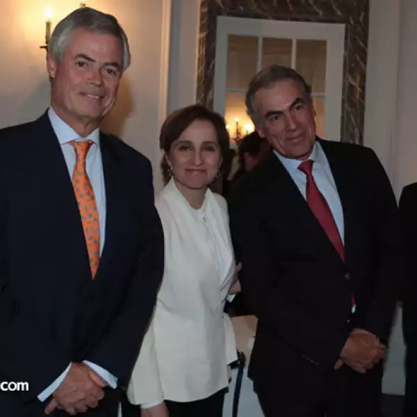 Joaquín Vargas,Carmen Aristegui,Ernesto Vargas