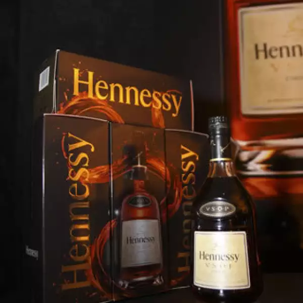 Botella Hennessy