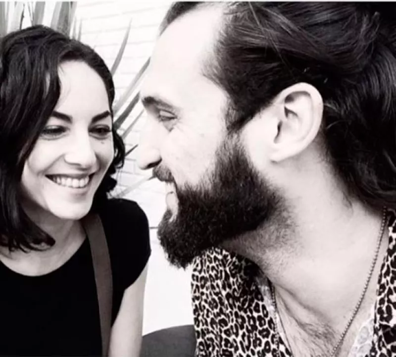 Según se informó en el programa "Hoy", la actriz ha elegido el día de San Valentín como la ocasión perfecta para casarse por el civil con Kenneth Ray Sigman.