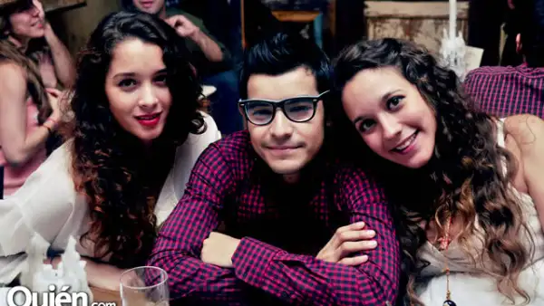 Maggie y Daniel Enriquez con Mariana Tejada