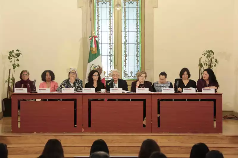 mujeres en segob.jpg