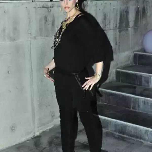 Pasarela a Beneficio de la Cruz Rosa