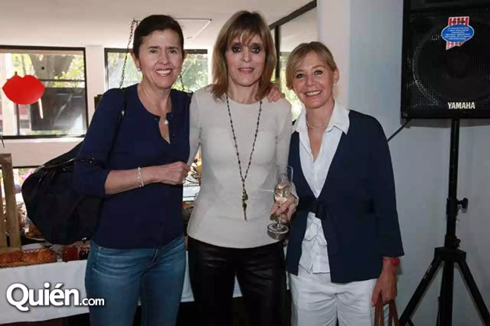 Lourdes Sánchez,Lola Lozano y Ana Bush