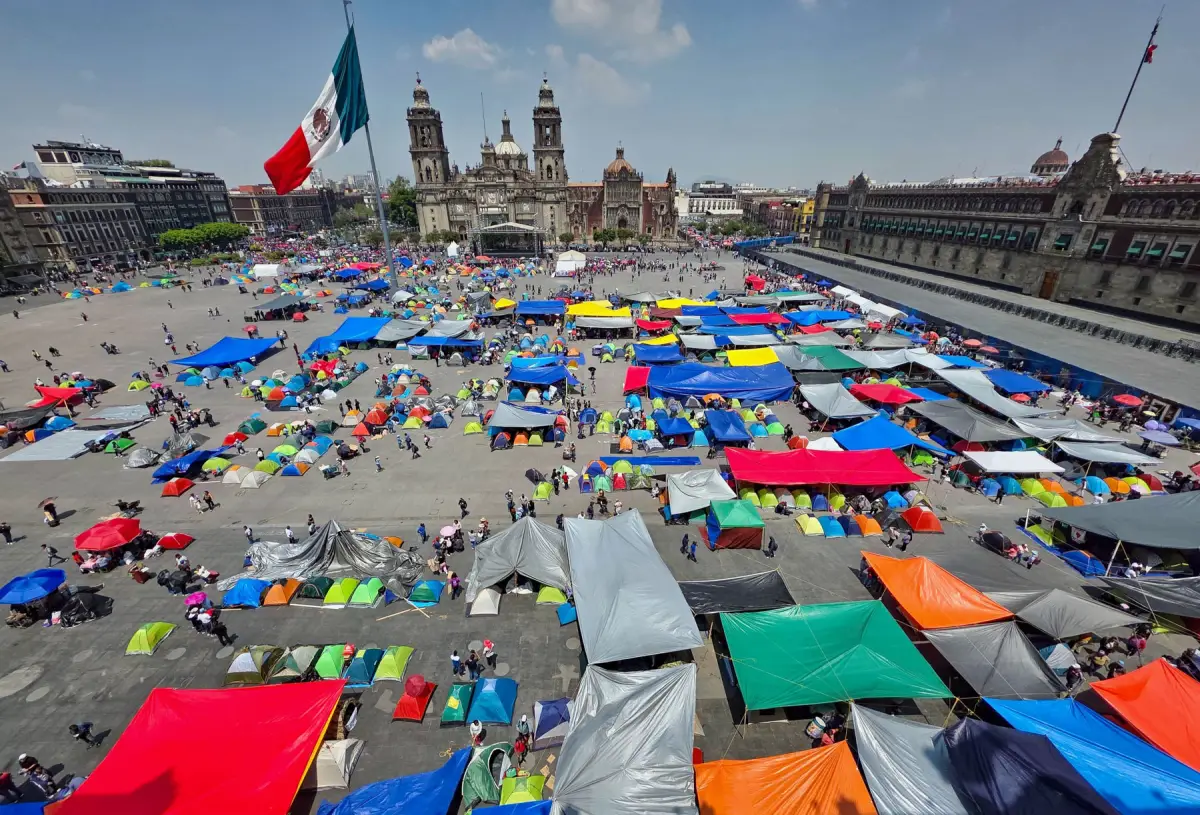 CNTE pide diálogo a Sheinbaum o amenaza con protestas en el Mundial de Futbol de 2026
