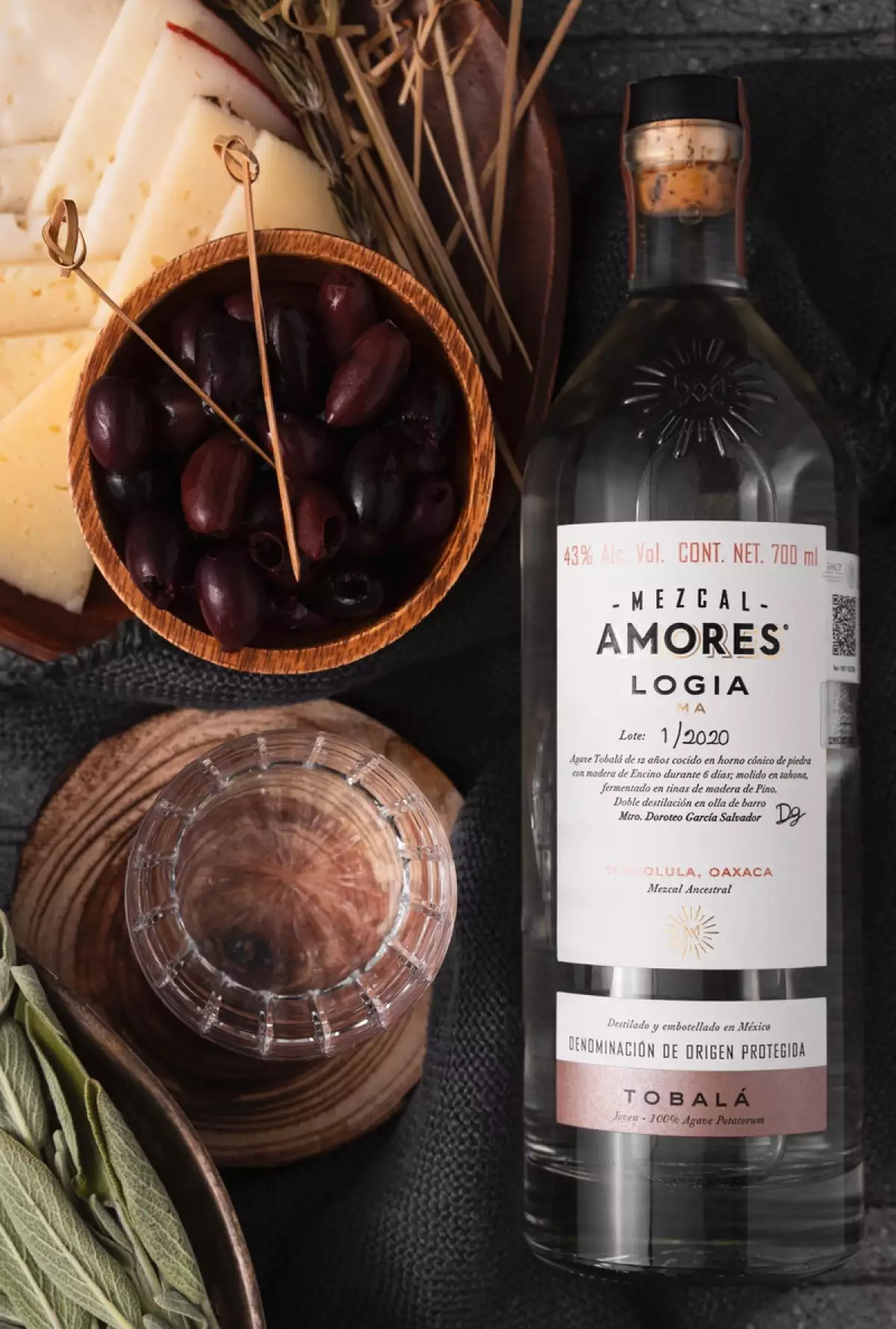 mezcal-amores-logia-maridaje00.jpg