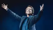 Raphael "está bien" tras accidente cardiovascular