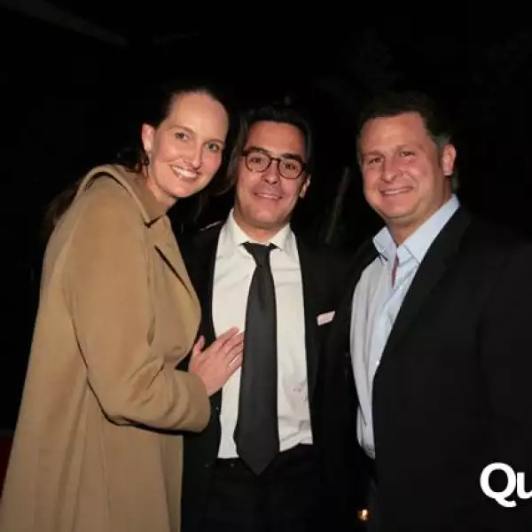 Marco Beteta entrega reconocimientos a los mejores Restaurantes