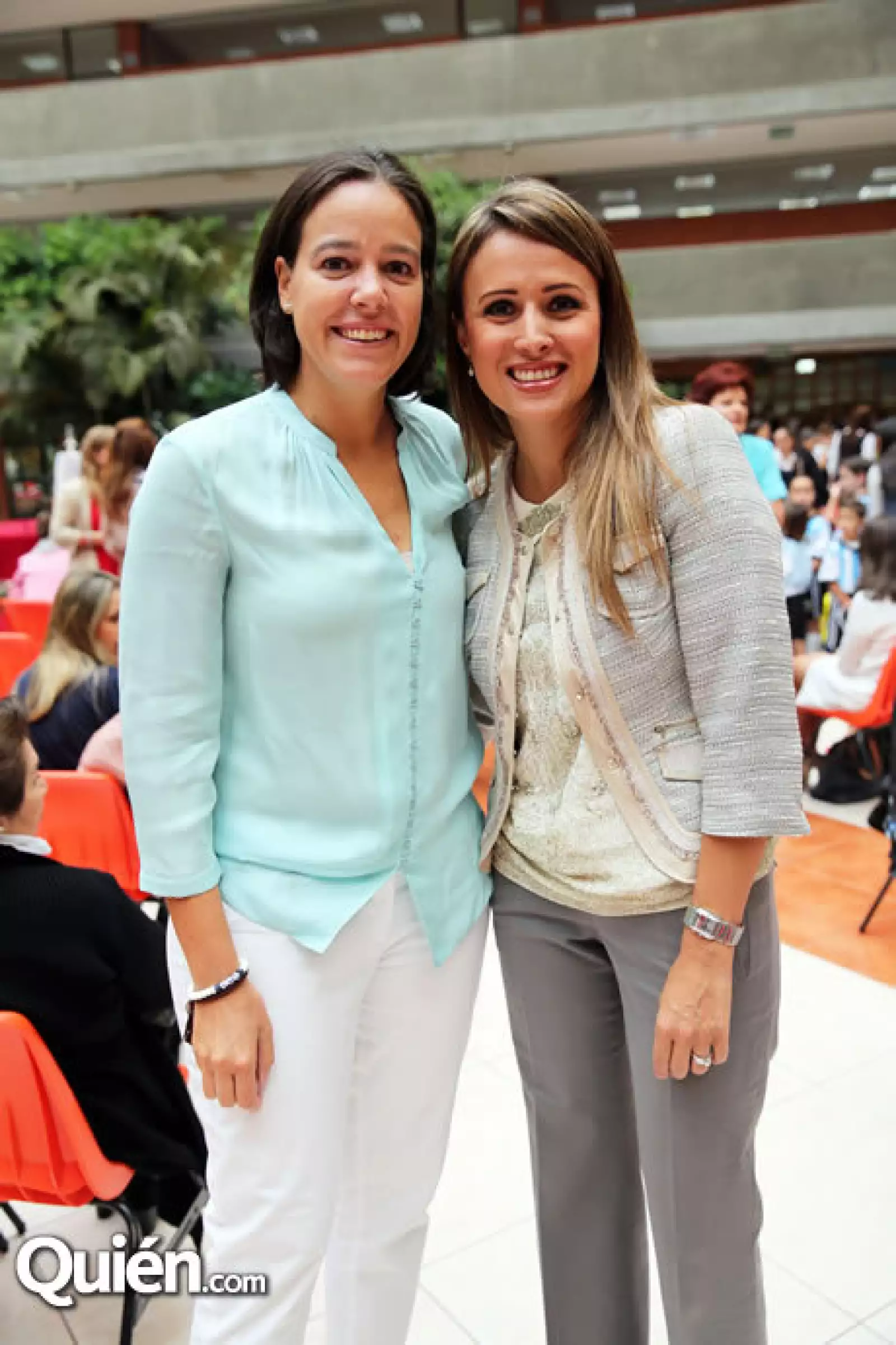 Andrea Esnal,Adriana Rivera