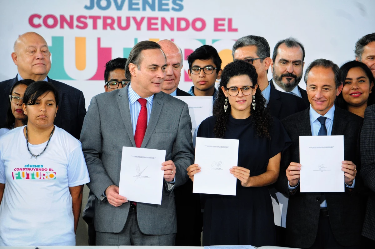 Jovenes construyendo el futuro