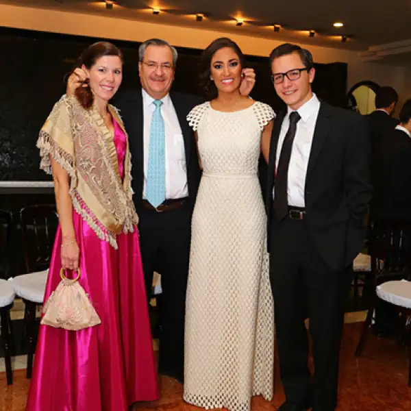 Ana Paula,Uribina,Raul,Daniela y Pablo Jean