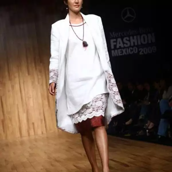 MF Pasarela Lydia Lavín