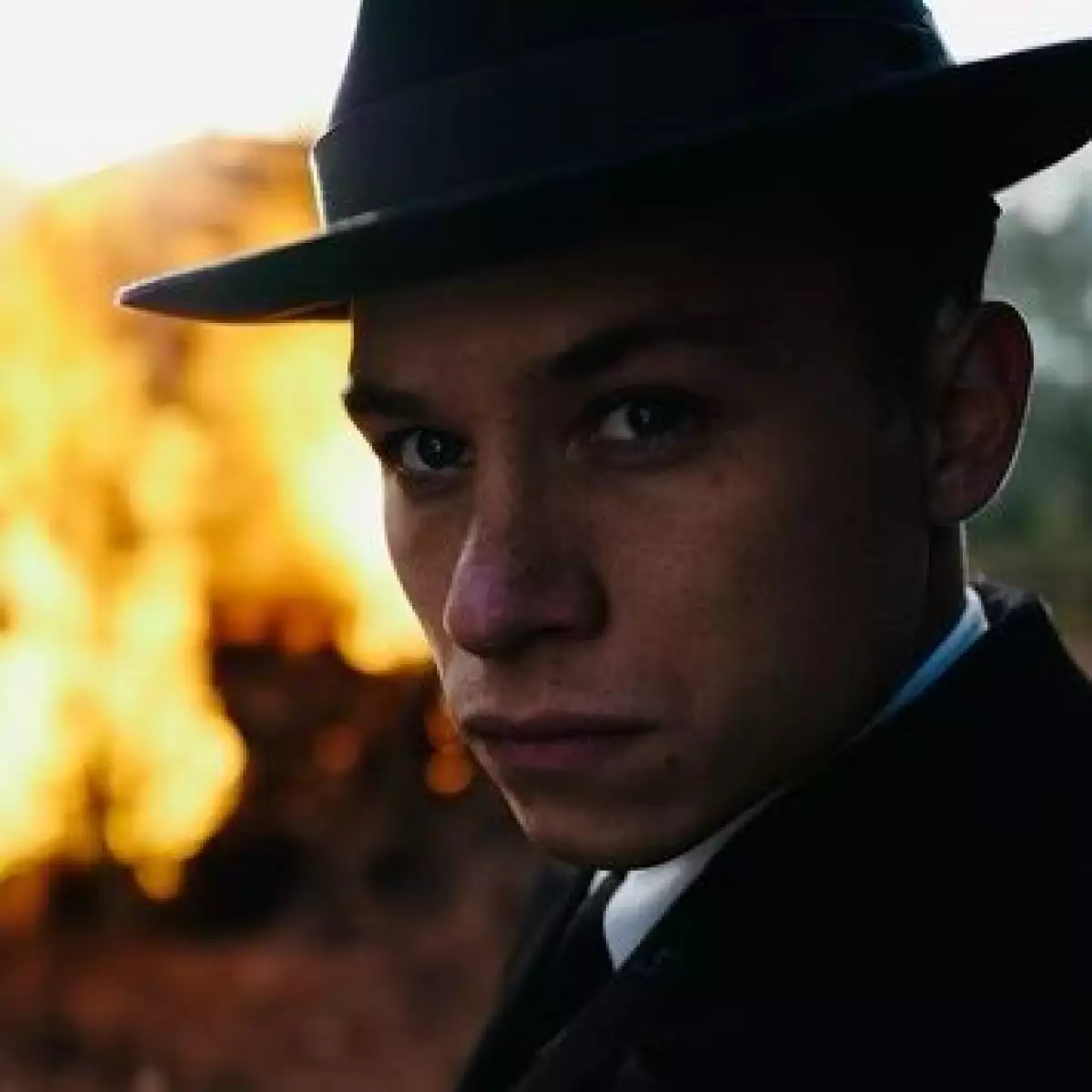 Finn Cole Florence Pugh