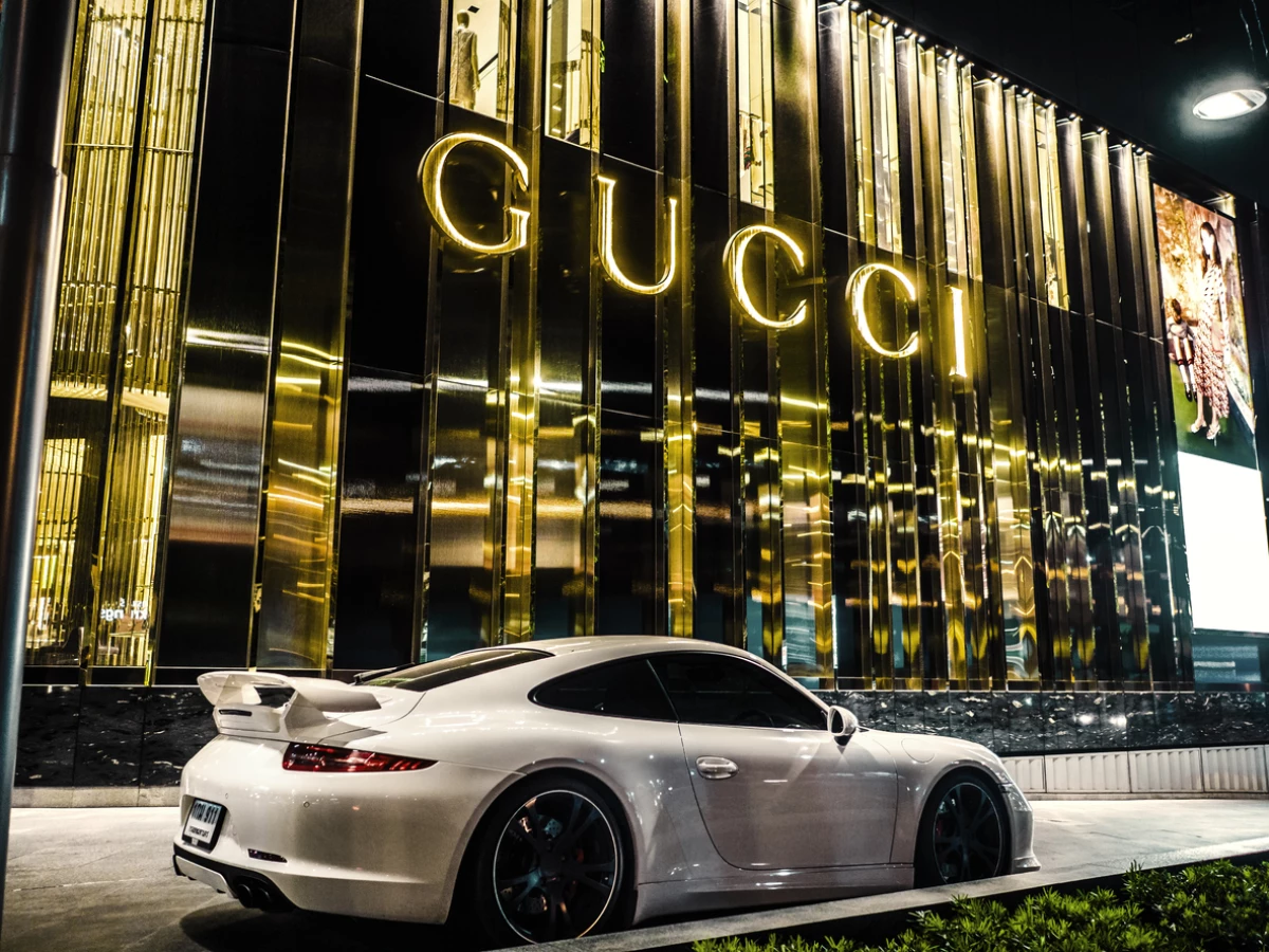 gucci