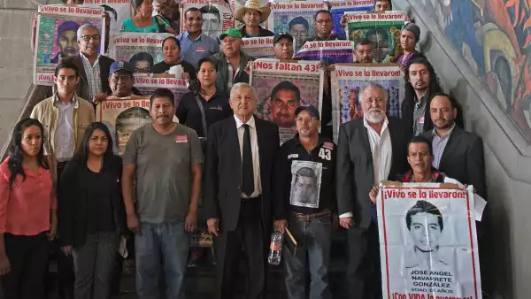 AMLO Ayotzinapa.jpg