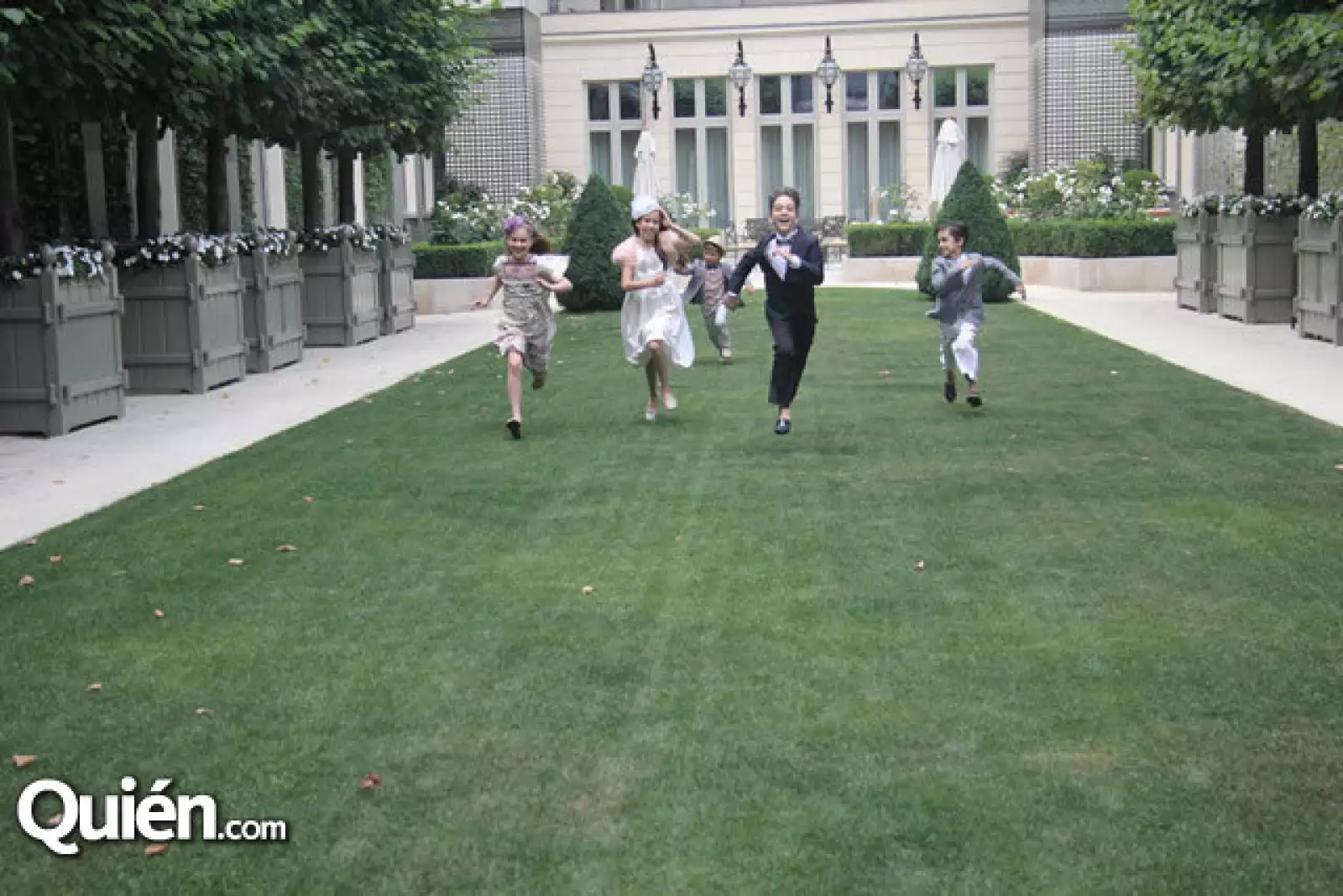 Primera comunión Anyk y Axel Madrazo