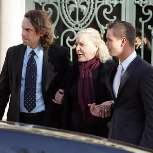 Lauren Bacall se mostró muy afectada por la muerte de la actriz.