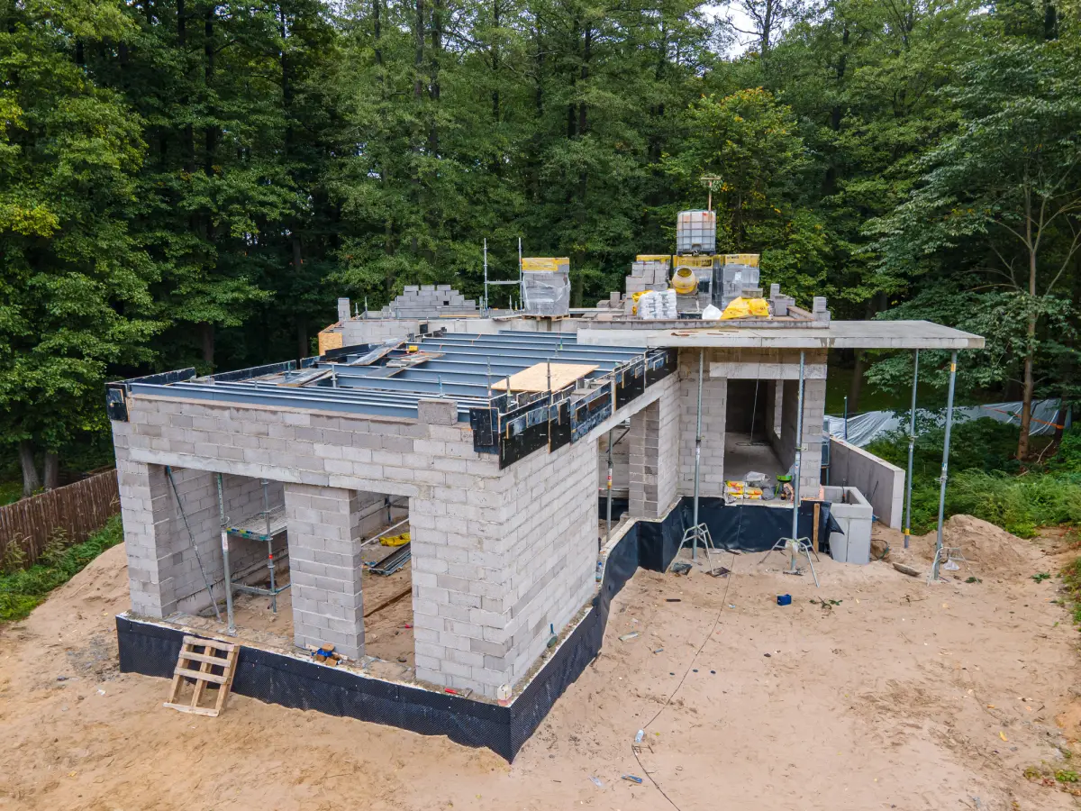 Construir tu propia casa te puede costar 30% más caro y esta es la razón