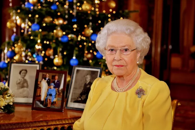 Reina Isabel II