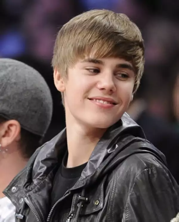 Apenas el fin de semana lo vimos con su ahora viejo look en el juego de las estrellas de la NBA.