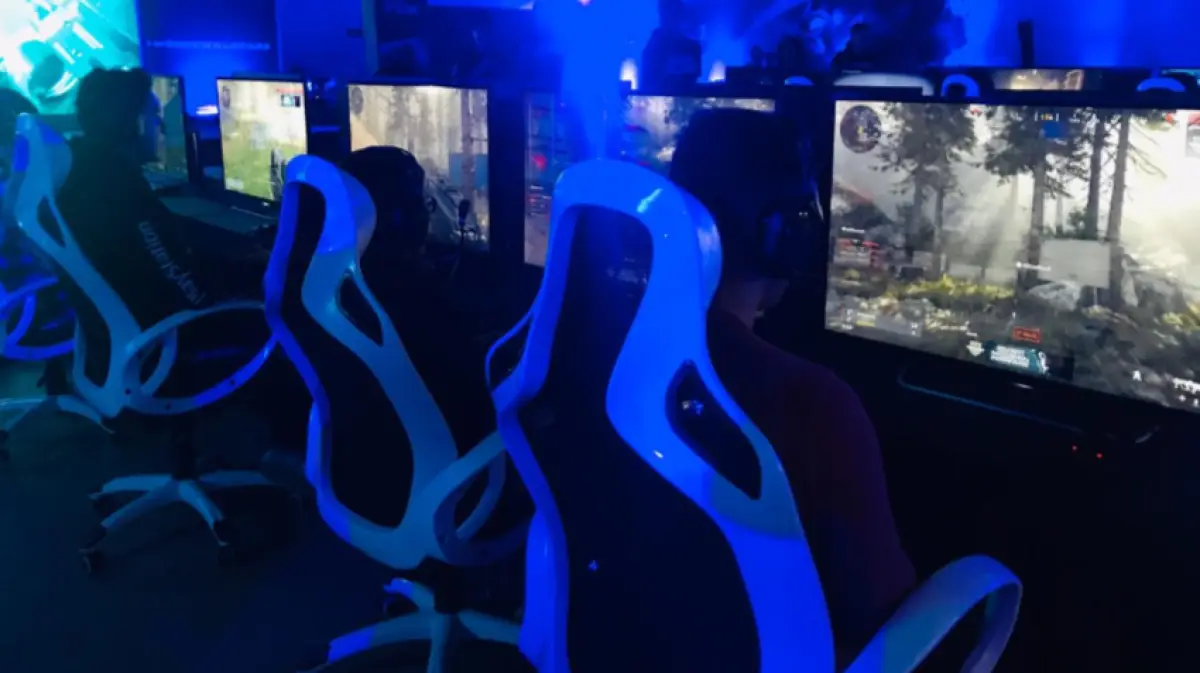 Entrena como gamer con estos consejos: "Somos como corredores de Fórmula 1"