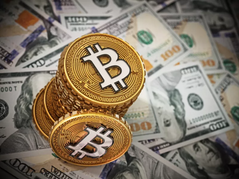 El bitcoin vuelve a superar los 42,000 dólares
