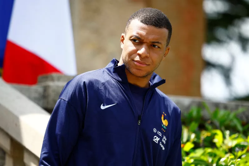 Real Madrid anuncia fichaje de Kylian Mbappé