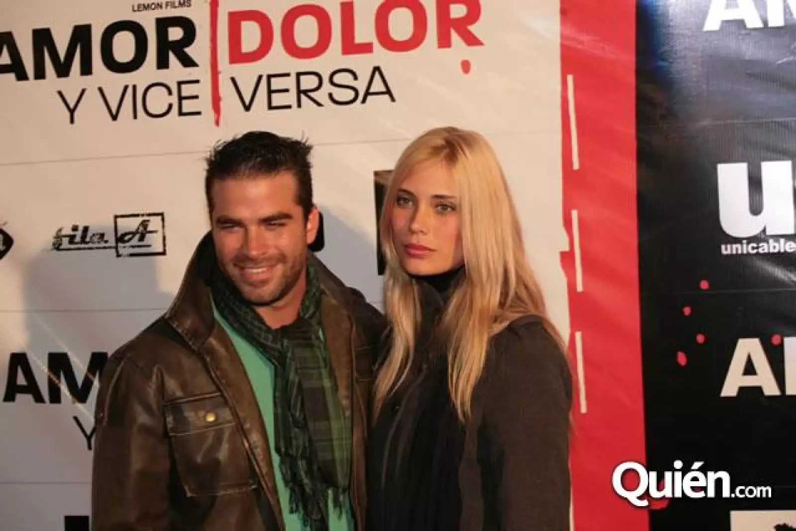 Alfombra Roja Amor Dlor y Viceversa