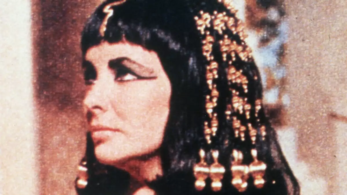 cleopatra suicidio tomar veneno