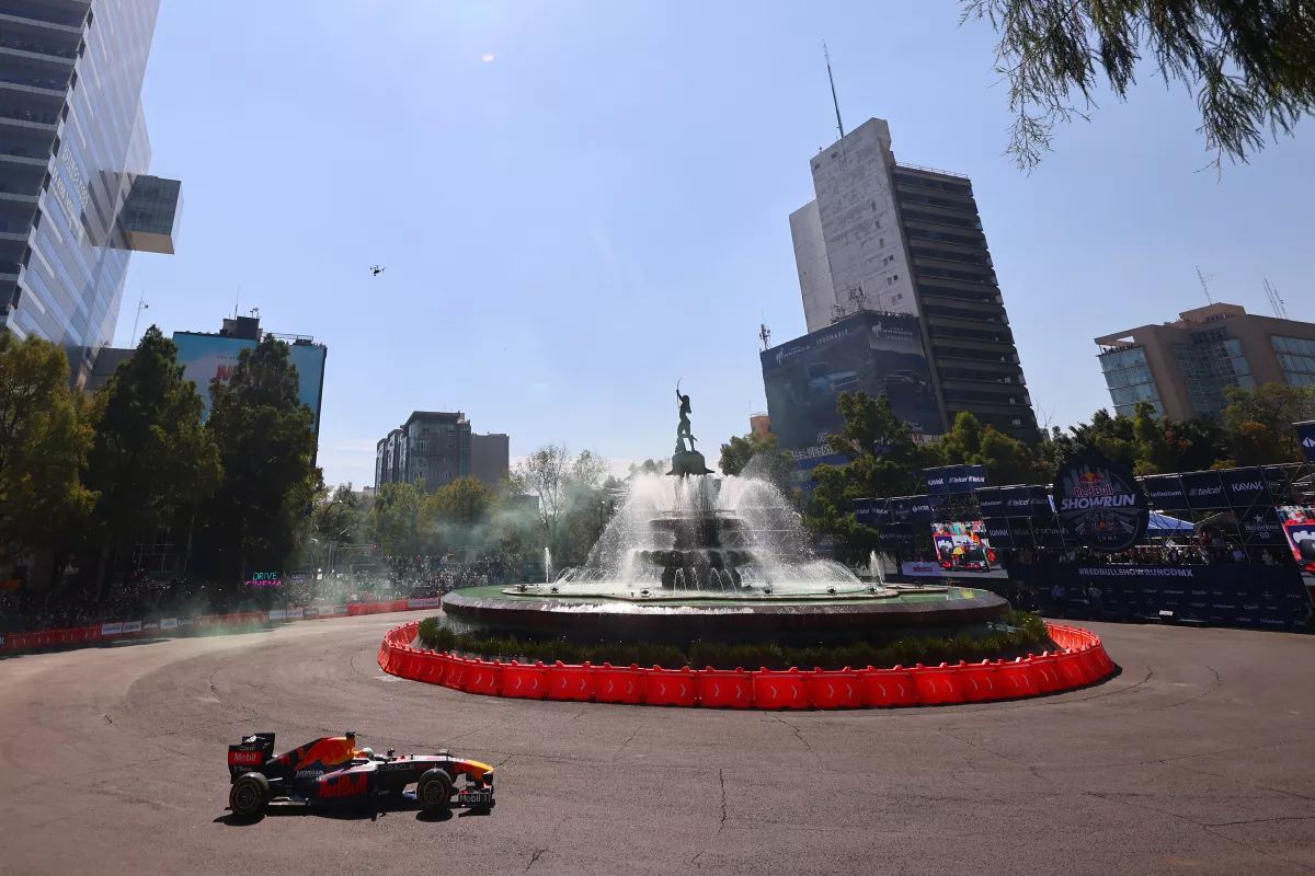 Checo-Perez-Reforma