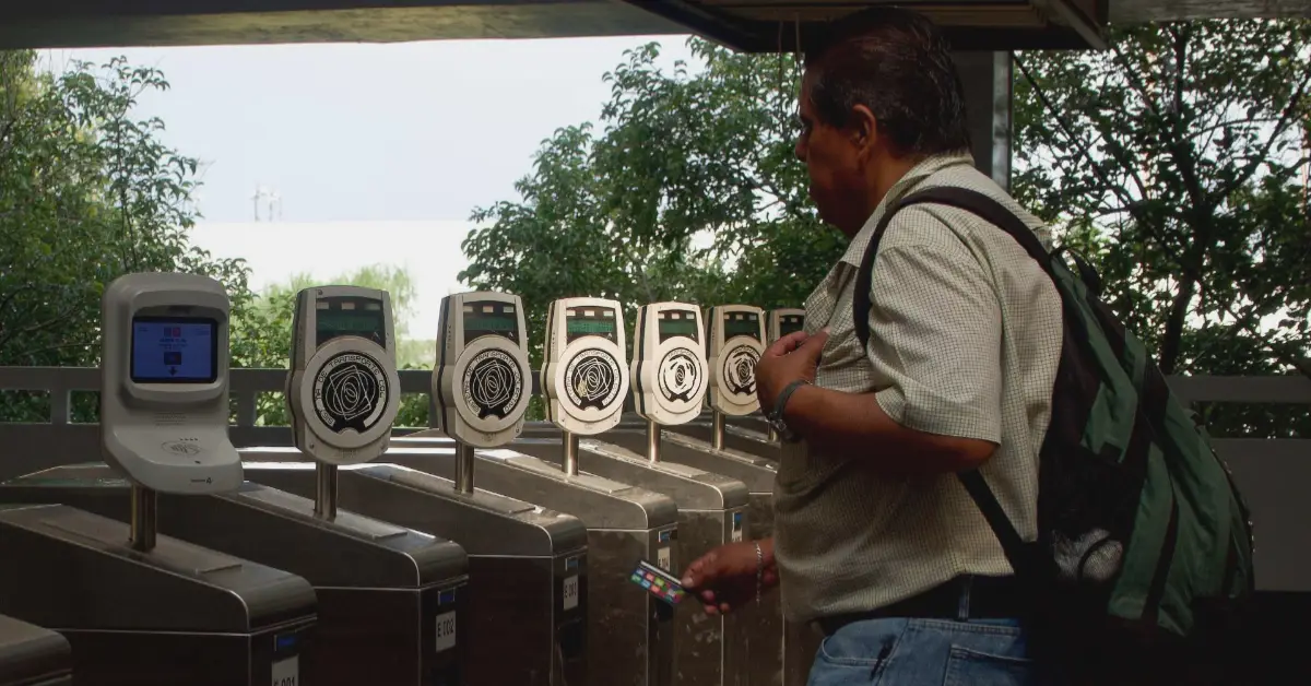 Líneas 4 y 6 del Metro no aceptarán boletos para entrar