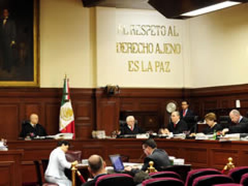 Unas 15,000 empresa se ampararon contra el Impuesto al Activo (Foto: Notimex)