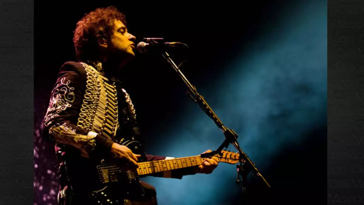 Cerati fue vocalista de Soda Stereo, una banda representativa del rock en español de los 80 y 90; ahora es solista