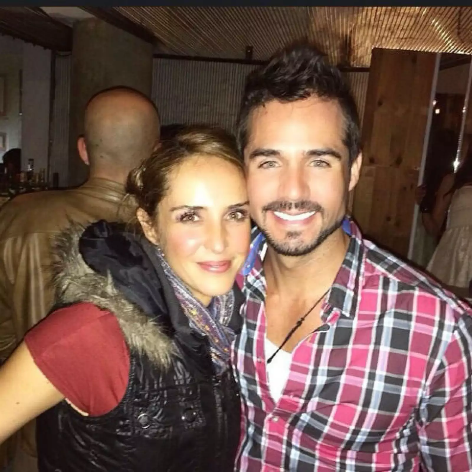 Irán confesó estar muy contenta con él durante la presentación de su disco en octubre pasado.