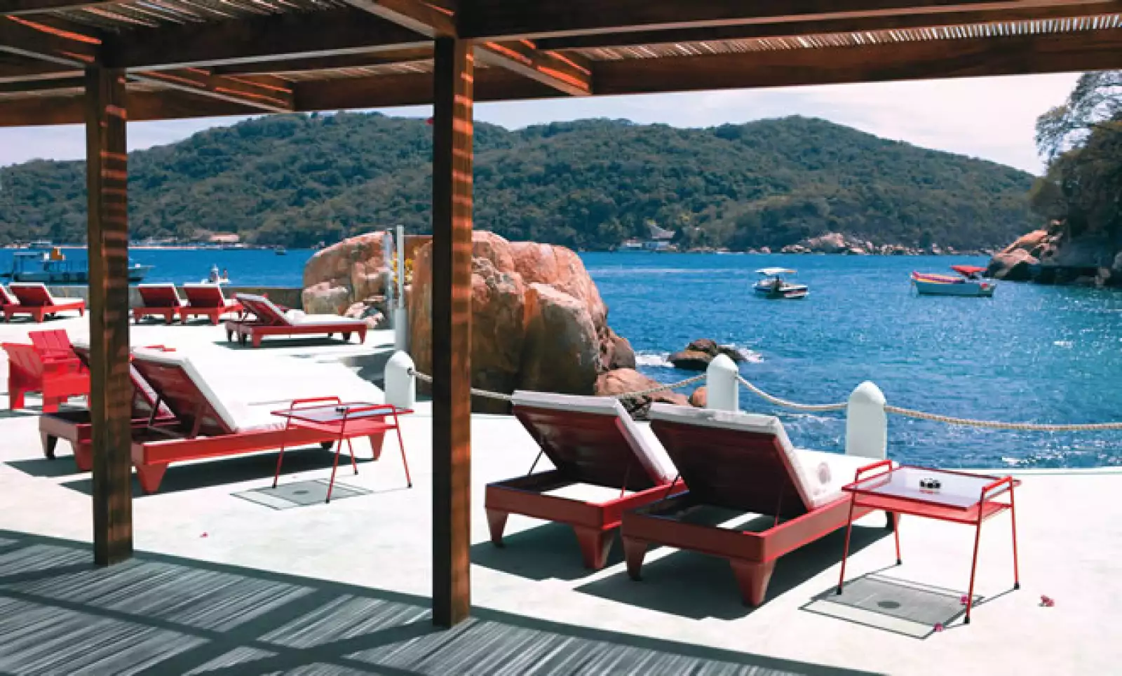 El descanso no está peleado con la diversión y en Boca Chica hasta el viajero más exigente queda cautivado.