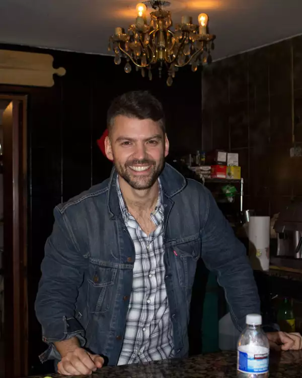 Vince Miranda desde la fiesta de recaudación de fondos de la obra.