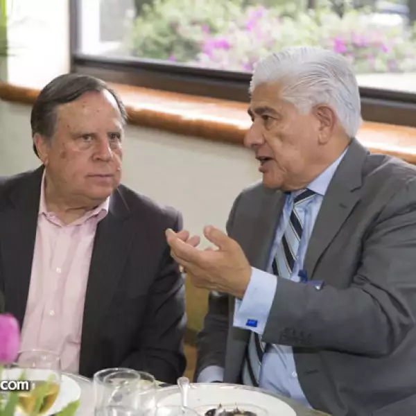 Héctor Peraza y Alfonso León