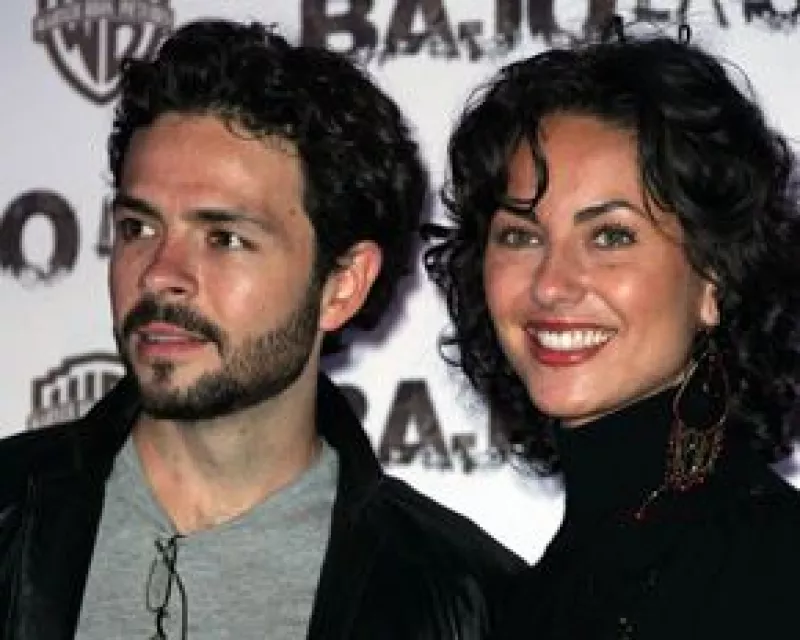 Aunque ninguno ha confirmado la separación, varios allegados a la pareja aseguran que ya no viven juntos y que ella ya se mudó de la casa que tenían en la ciudad de México.