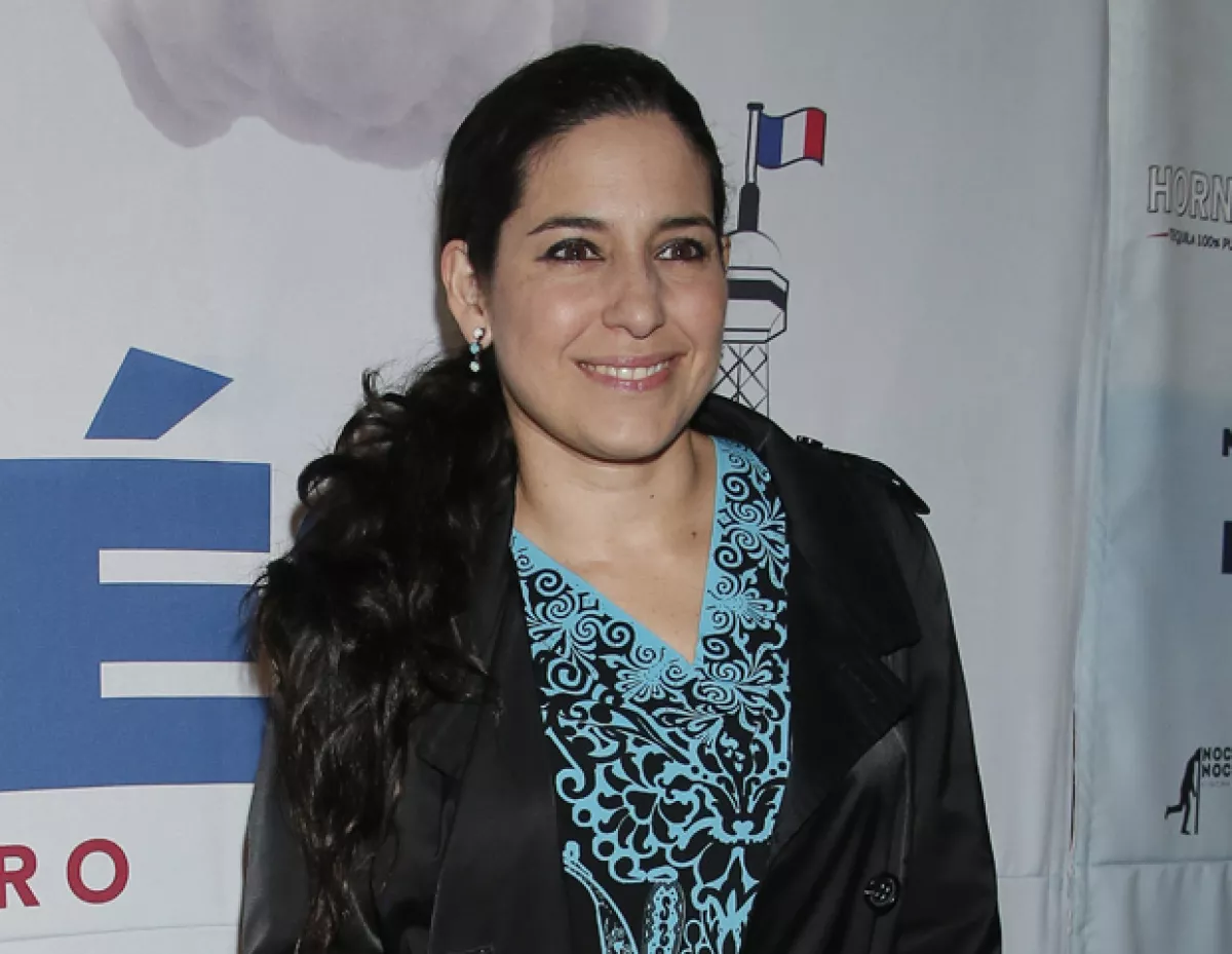 Tiaré Scanda es una actriz comprometida con su hija.