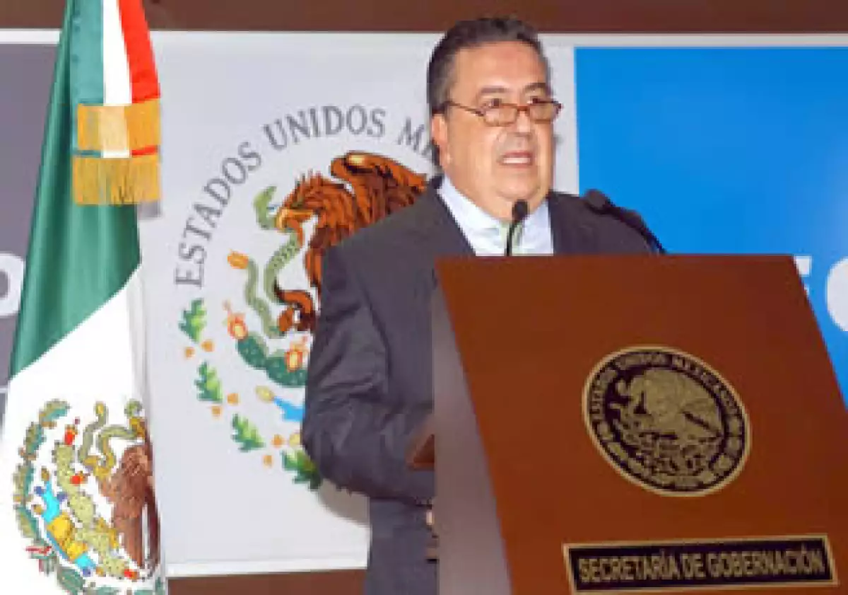 En su comparecencia ante la Cámara de Diputados, el secretario de Gobernación dijo que sería irresponsable ignorar la complejidad y la dimensión de los problemas que nuestro país enfrenta. (Foto: Notimex)