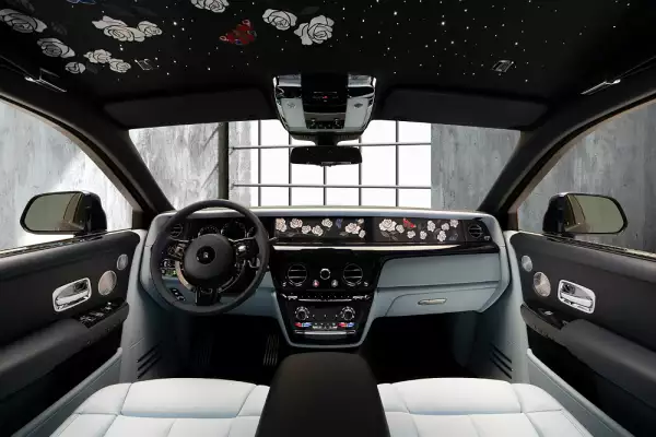 RollsRoyce interior.jpg