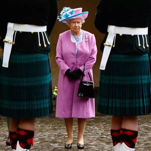 Queen Elizabeth II Visits The 5th Battalion Of The Royal Regiment