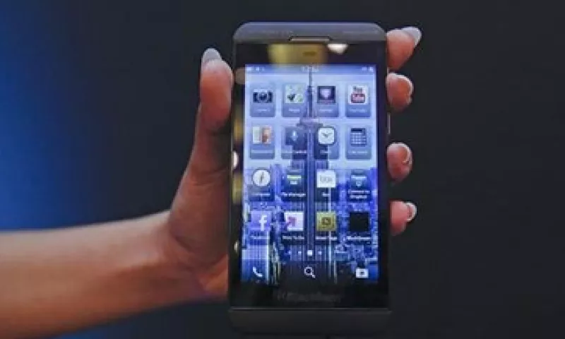 BlackBerry ha luchado por competir  contra el iPhone de Apple Inc. (Foto: Archivo)