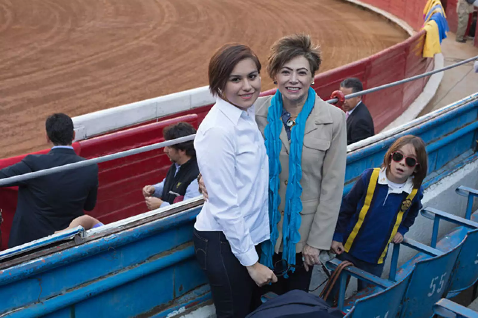 Gabriela Arroy, Almudena Cortina