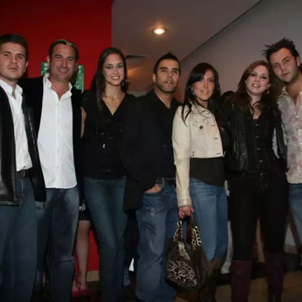 Inauguración New York Bar, Concierto Kalimba.