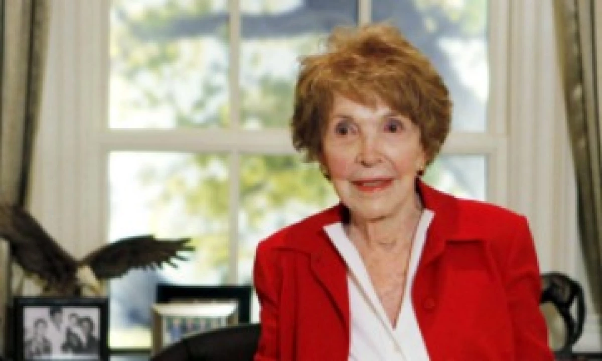 Nancy Reagan fue la protectora de su esposo en todos los ámbitos, de acuerdo con sus cercanos (Foto: Reuters/Archivo)