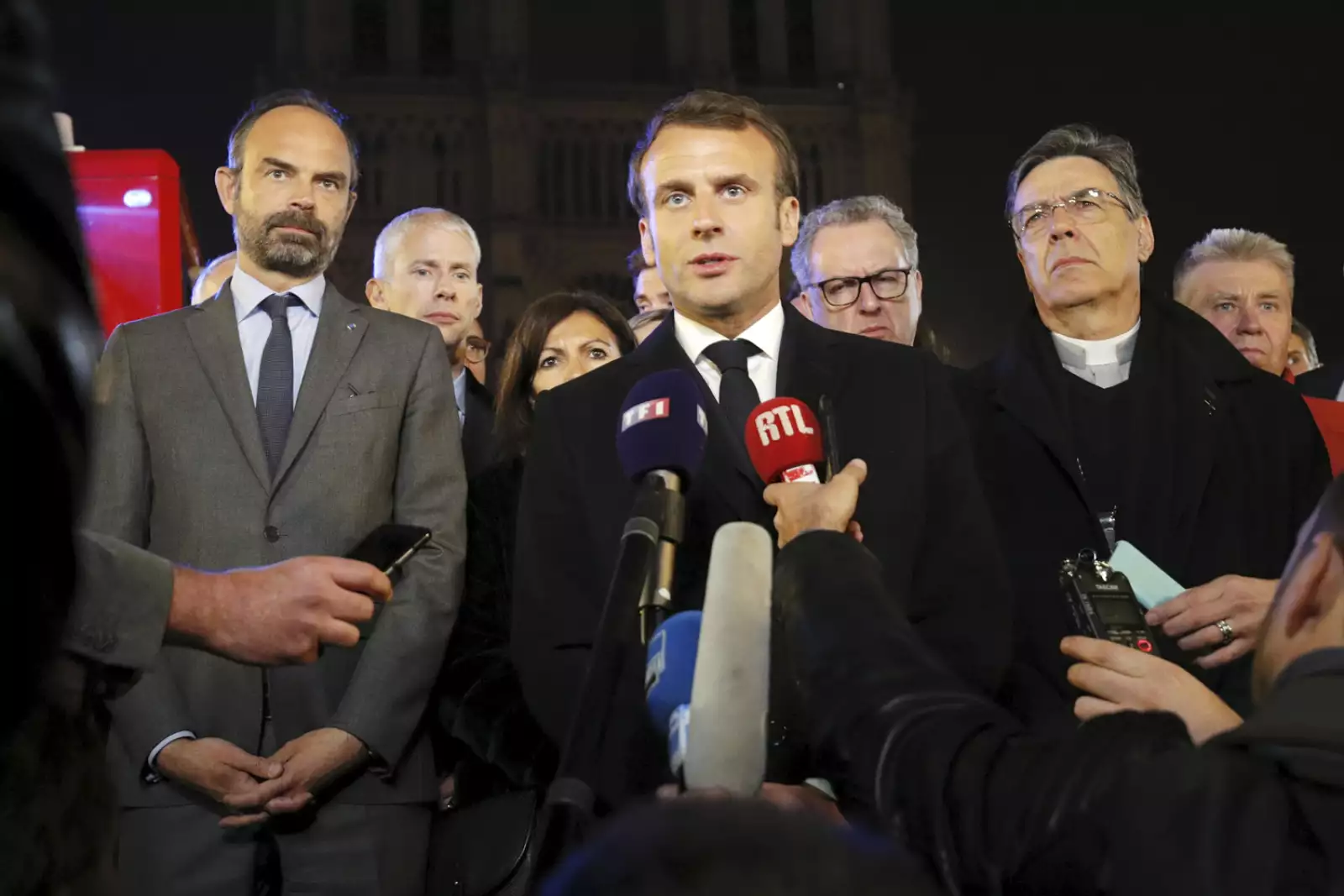 Incendio Notre Dame-Macron