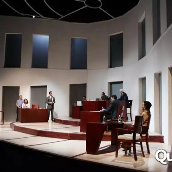 Obra de Teatro Claudia Me Quieren Volver Loca