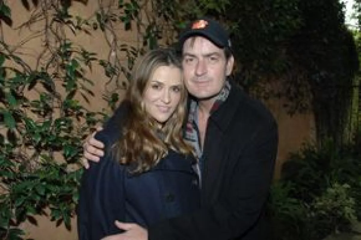 Max, hijo del actor y su esposa, Brooke Mueller, quien tuvo que permanecer bajo supervisión médica debido al bajo peso con el que nació, ya está en casa.