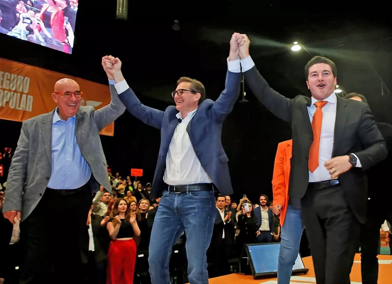 Dirigente y candidatos de Movimiento Ciudadano