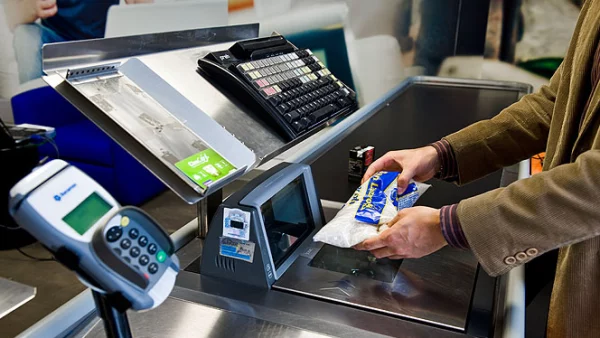 6. Además se mejoran los tiempos de respuesta ante posibles quejas o reclamos por parte de los clientes en caso de alguna anomalía.
